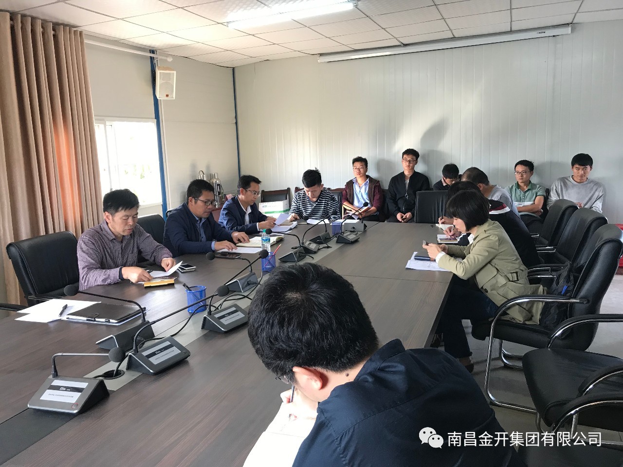 儒樂湖新城項目組織召開設計、施工、咨詢協(xié)調(diào)會