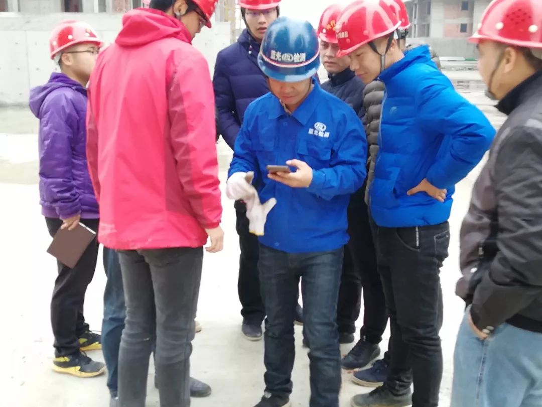 項(xiàng)目公司舉辦建筑起重機(jī)械設(shè)備專項(xiàng)檢查活動(dòng)