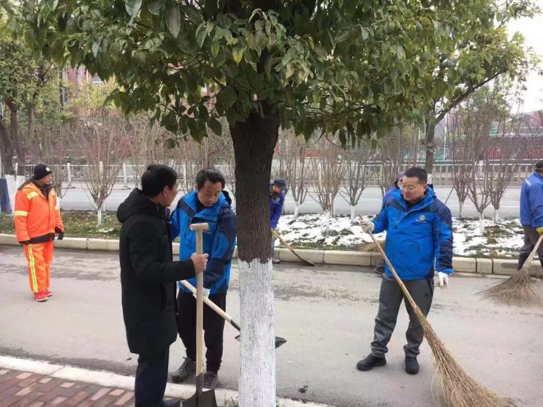 開啟新征程&mdash;&mdash;金開集團正式接管蛟橋片區(qū)環(huán)衛(wèi)工作 