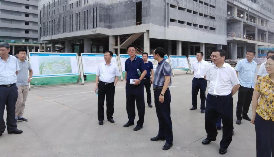 省政協(xié)委員、省社科院黨組書記、院長(zhǎng)梁勇一行蒞臨技術(shù)協(xié)