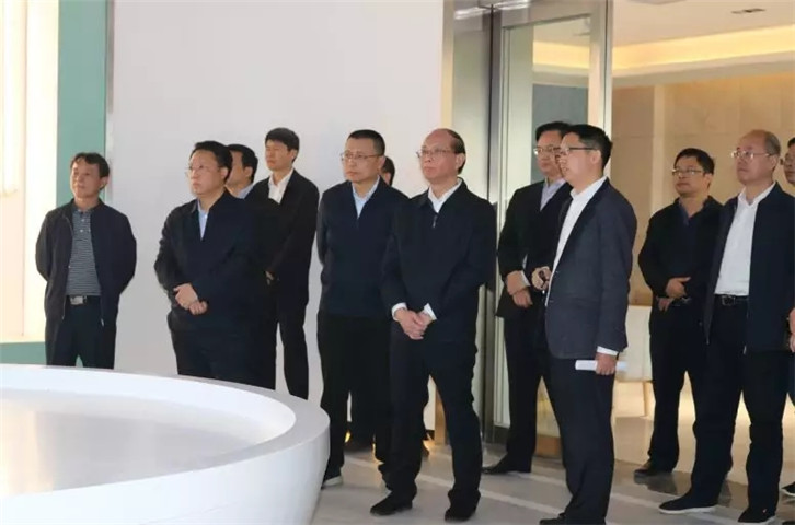 省委常委、副省長吳曉軍調(diào)研中醫(yī)藥科創(chuàng)城 助推中醫(yī)藥強省