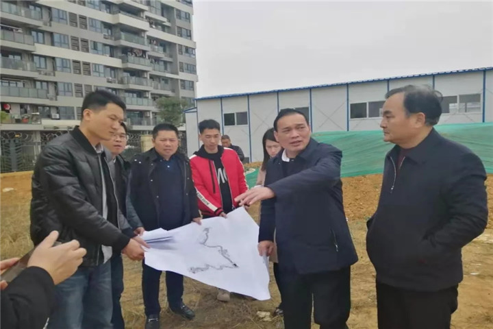 龍?zhí)端坝^提升改造工程足球場(chǎng)即將開工建設(shè)