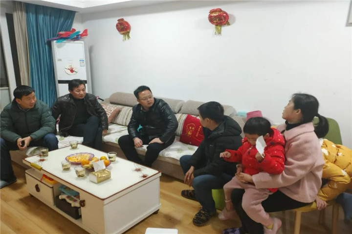 項(xiàng)目公司黨支部開(kāi)展&ldquo;廉潔家訪&rdquo;活動(dòng)