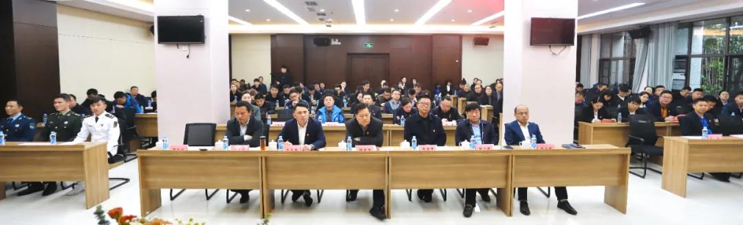 金開集團(tuán)舉辦&ldquo;老兵講黨課暨政治生日賀卡集中頒發(fā)儀式&rdquo;