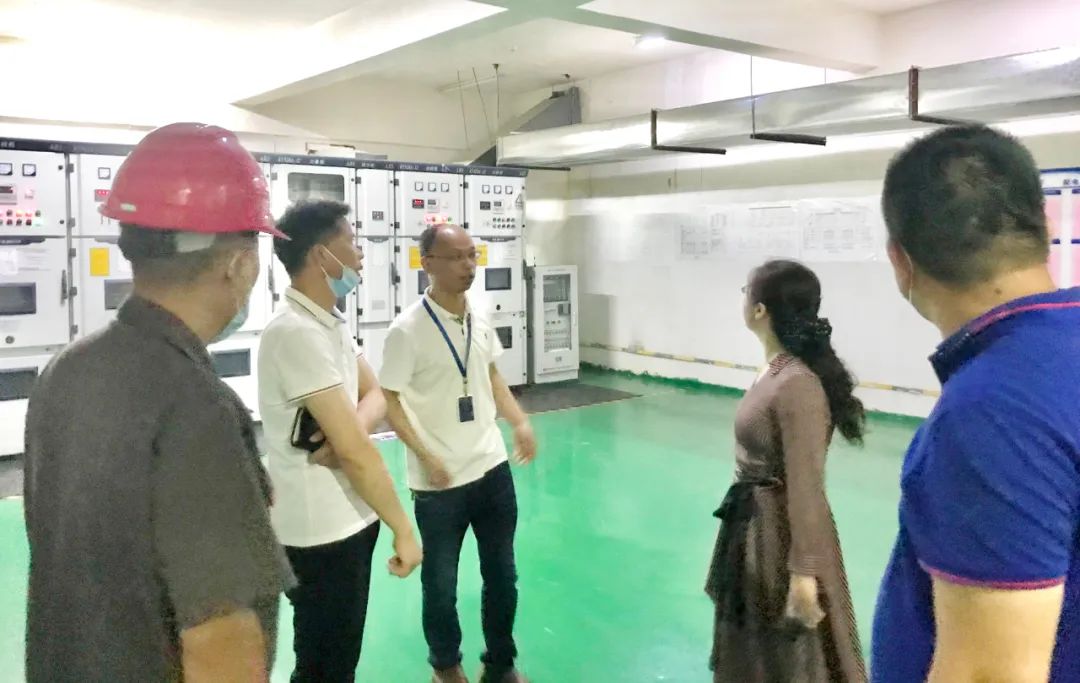 集團總經(jīng)濟師鐘序輝帶隊對物業(yè)項目開展端午節(jié)前安全檢查