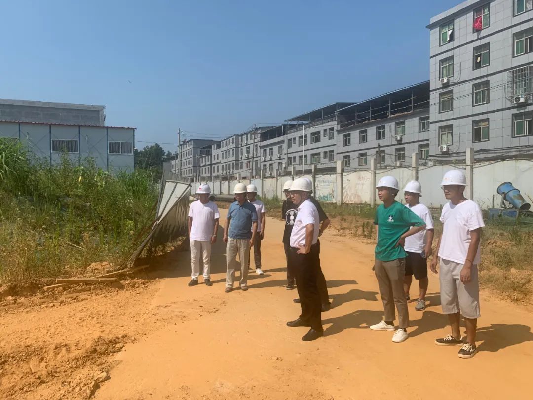 熊永賦帶隊調(diào)度集團(tuán)重大重點建設(shè)項目