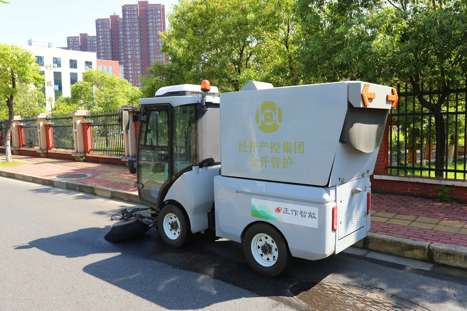 新能源機掃車助力城市綠色環(huán)衛(wèi)