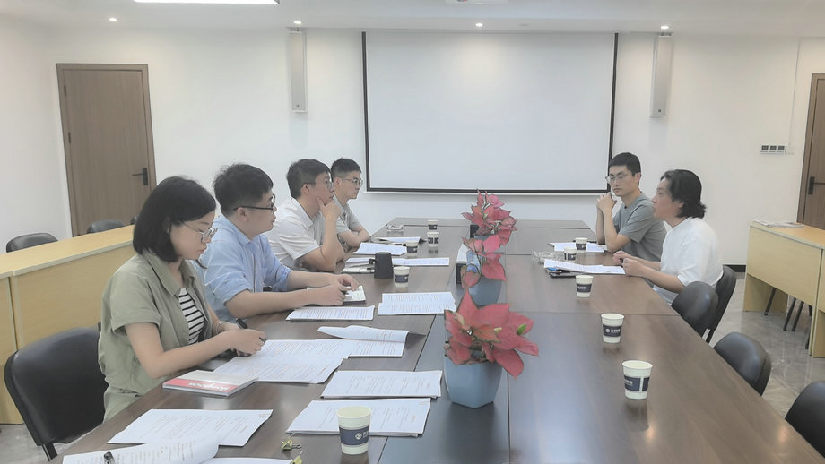 貿(mào)易公司與紫金礦業(yè)集團(tuán)黃金珠寶有限公司簽署合作協(xié)議